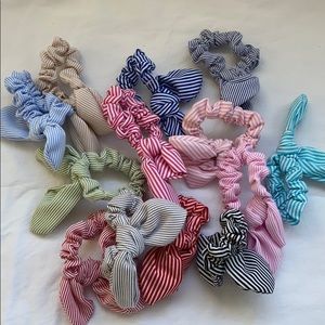 NEW Hair ties with bow